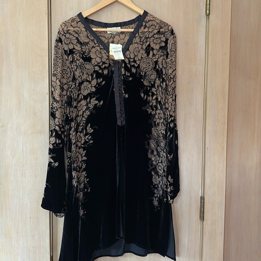 Floral Black and Cream Kimono